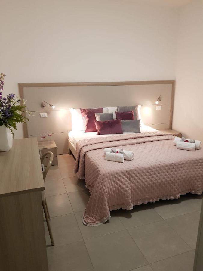 Hotel Lorena Toscolano Maderno Εξωτερικό φωτογραφία